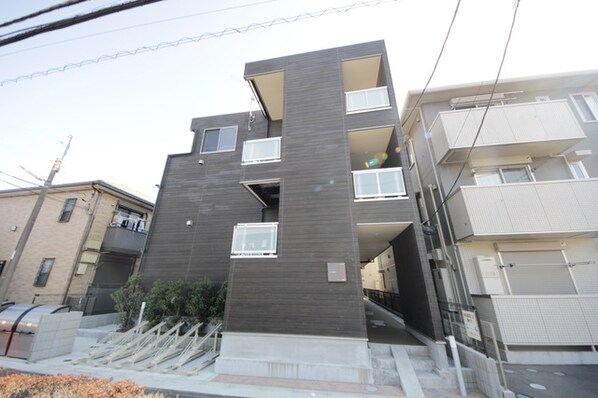 リブリ・東柏ヶ谷の物件外観写真